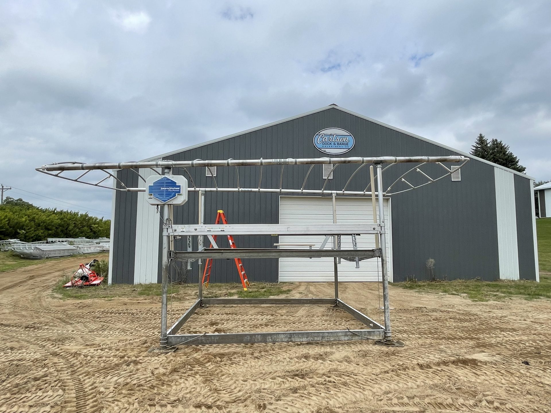 ShoreStation Vertical boat lift (#1351)