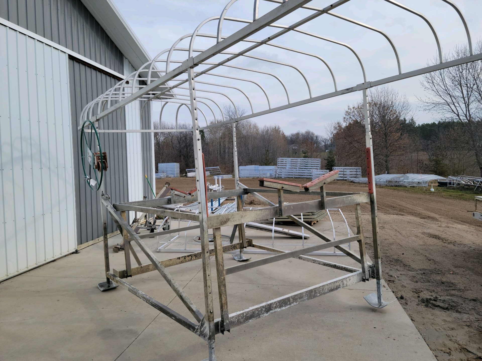 ShoreMaster Cantilever Boat lift (#1734) - Image 4