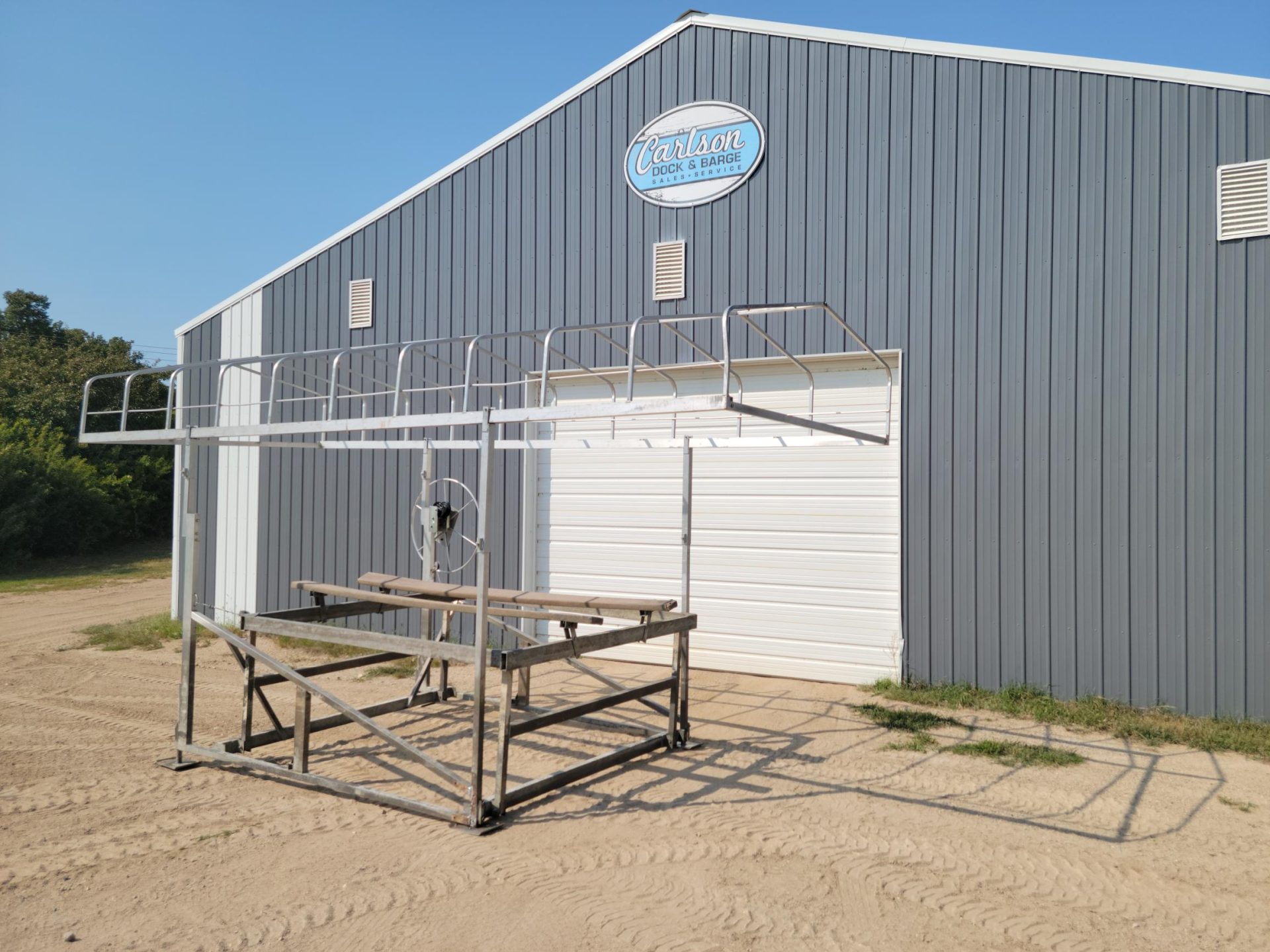 Beach King Cantilever boat Lift (#1809) - Image 4