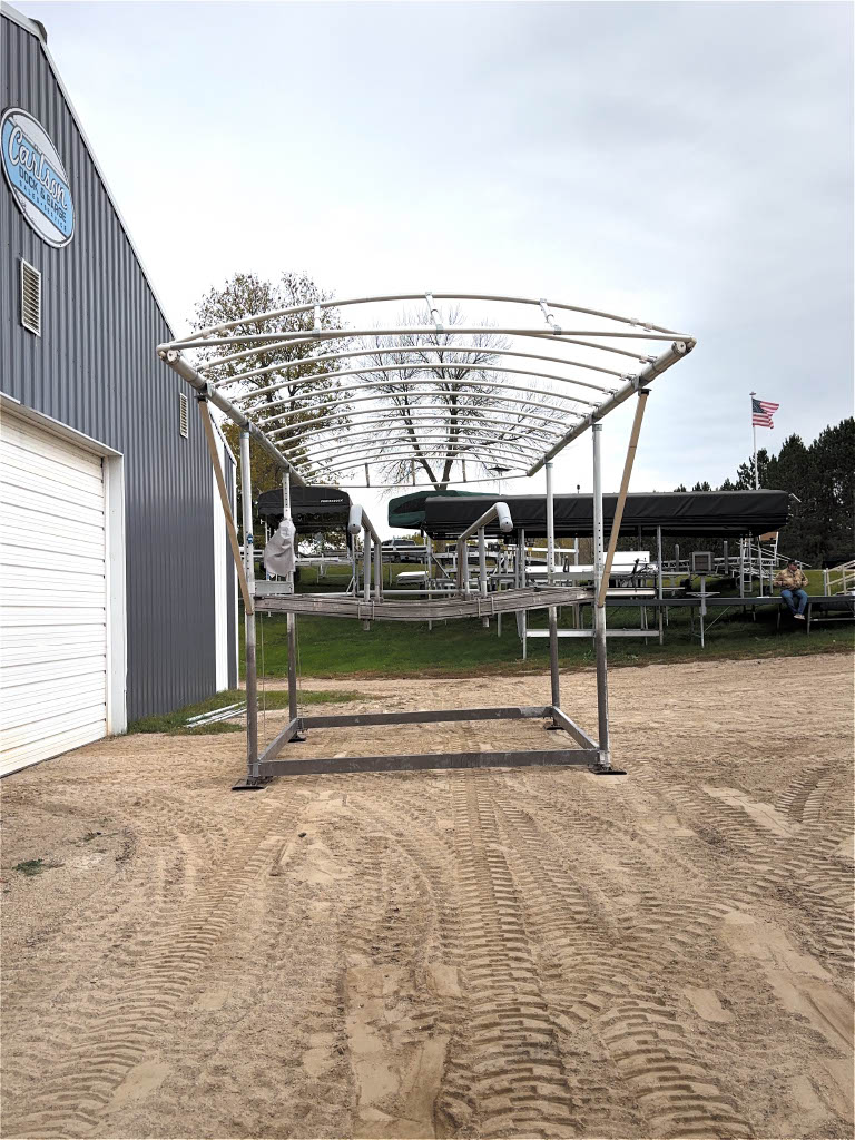 ShoreStation Vertical Boat lift (#1838) - Image 2