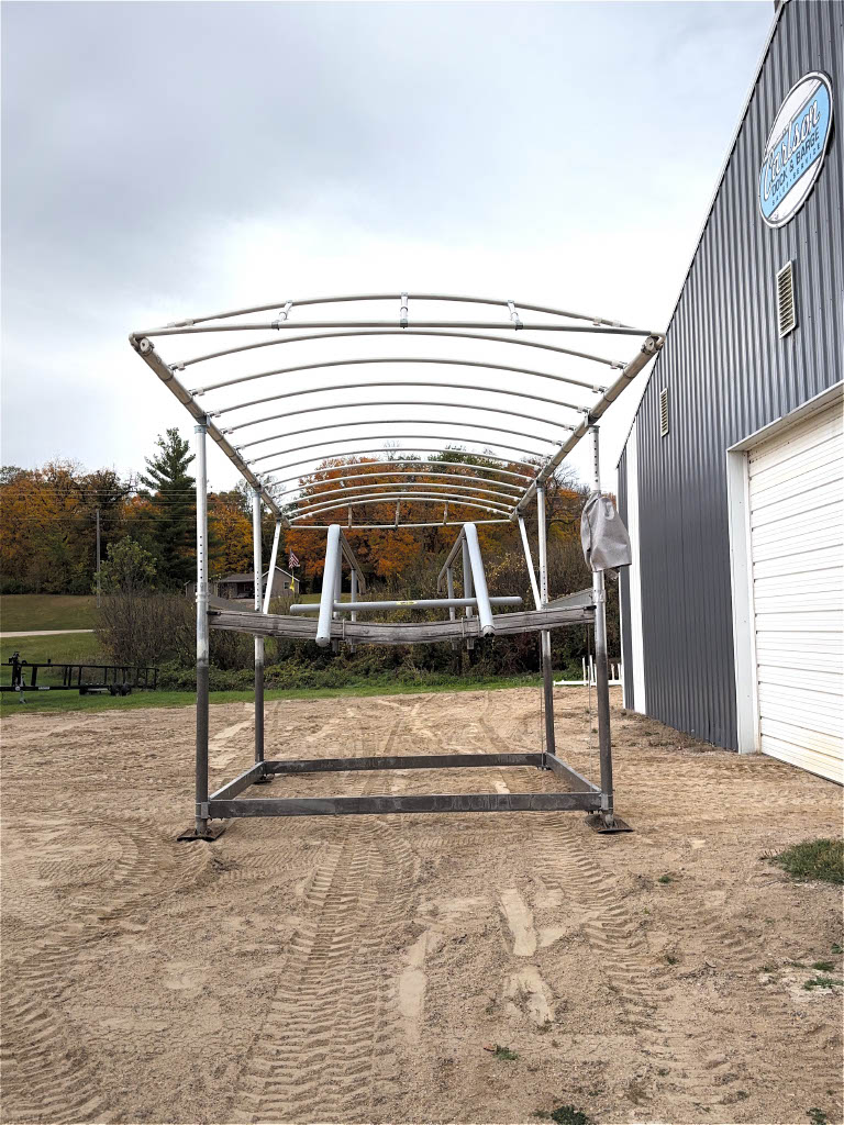 ShoreStation Vertical Boat lift (#1838) - Image 3
